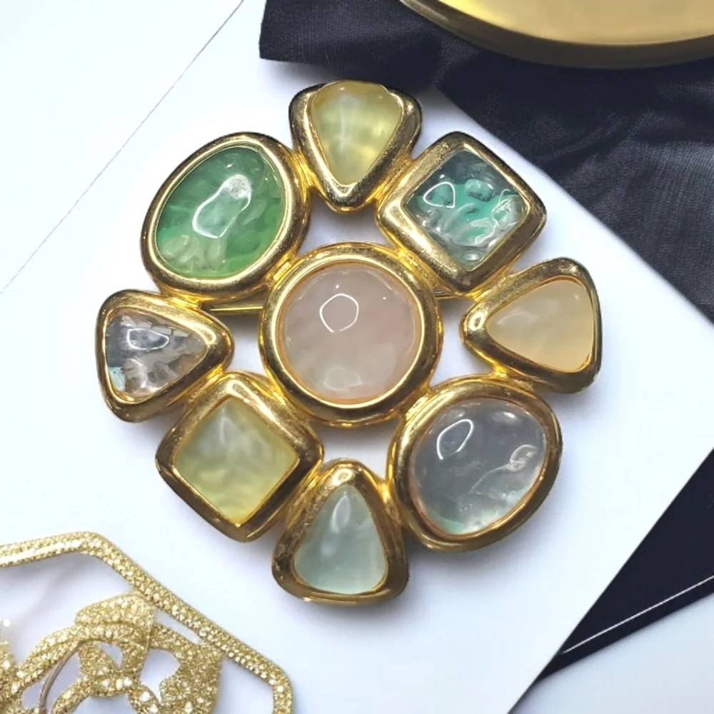 JOAN RIVERS Vintage Pastel Jelly Gripoix Maltese Cross Brooch - Picture 1 of 5